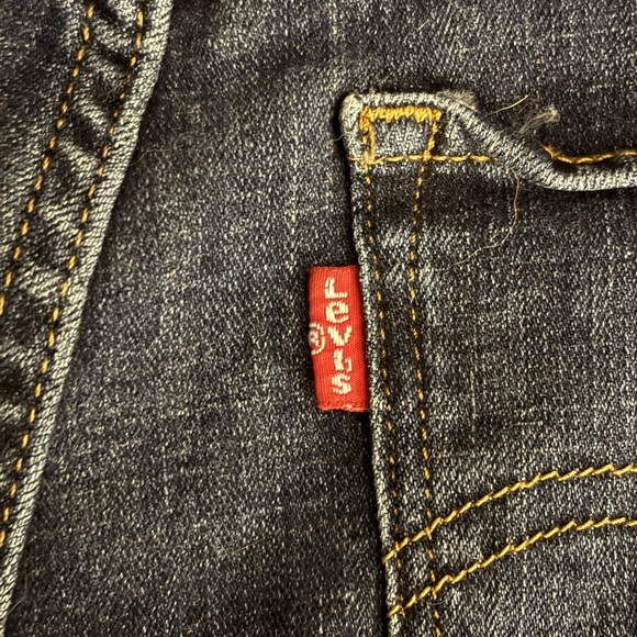 Levi's Women's Dark Blue Jean Shorts - Picture 6 of 8